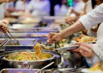 Tiết lộ thực trạng ở những tiệc buffet -7
