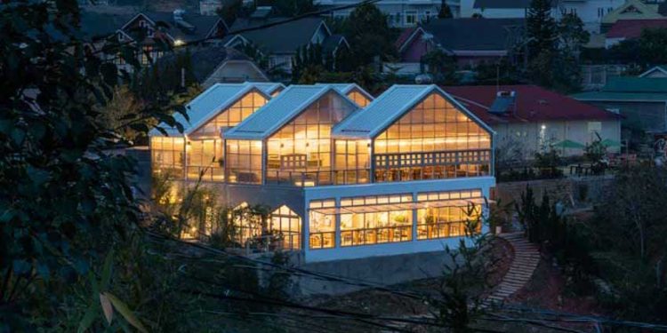 HHT Coffee – quán cà phê nhà kính ngắm sương mù Đà Lạt