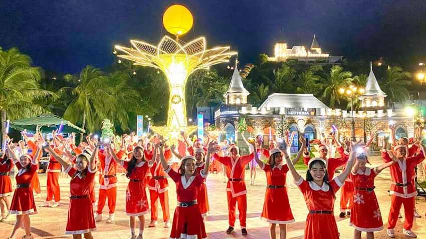Vui đón hội hoa, say tiệc Countdown tại 'châu Âu thu nhỏ' ở Nha Trang -8