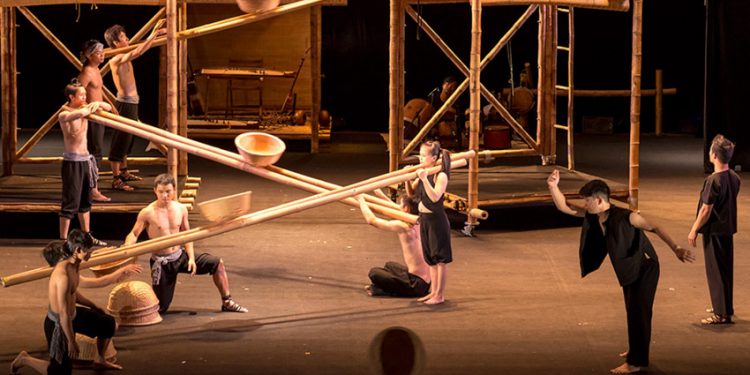 À Ố Show trở lại với khán giả TP. Hồ Chí Minh - 1