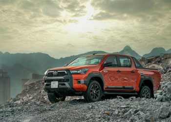 Toyota Việt Nam lập kỷ lục doanh số với hơn 9.600 xe bán ra trong tháng 11