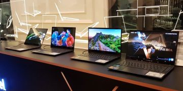 Asus ra mắt ZenBook Flip Series trang bị màn hình OLED giá từ 25,99 triệu đồng
