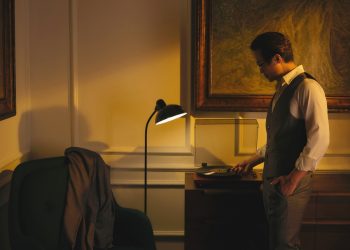 Hà Anh Tuấn giới thiệu album "Cuối Ngày Người Đàn Ông Một Mình" 02