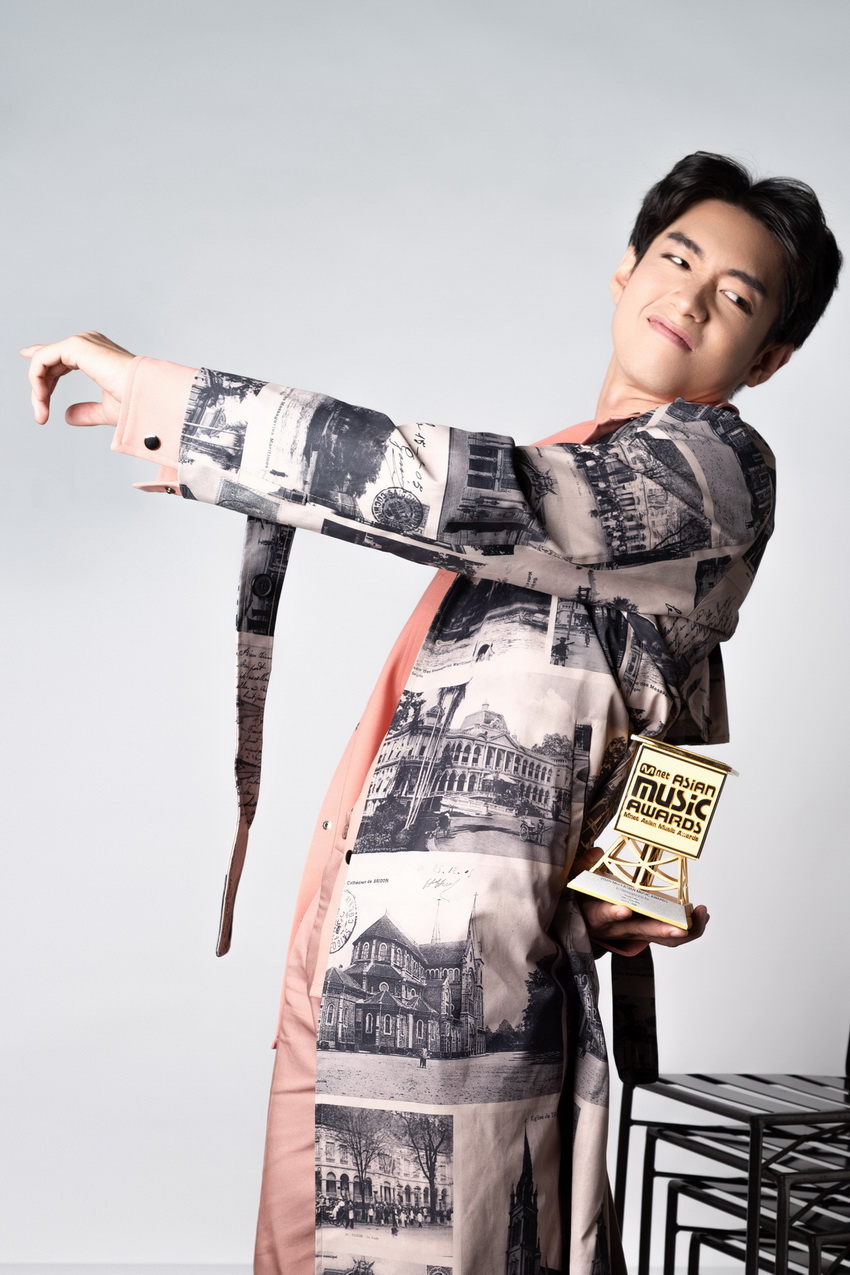 Quang Đăng thắng giải MAMA với hạng mục “Best Choreographer of the Year" 03