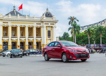 Toyota tặng quà tri ân khách hàng nhân dịp 25 năm thành lập