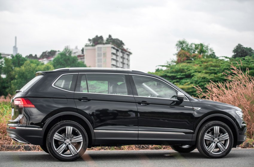 Volkswagen Việt Nam ra mắt Tiguan bản nâng cấp, giá từ 1,699 tỷ đồng - 28