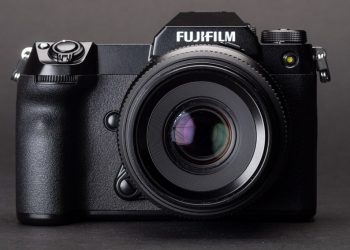 Fujifilm ra mắt máy ảnh Medium Format GFX 100S - 1