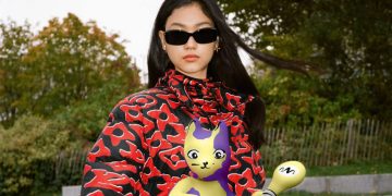 Bộ sưu tập Louis Vuitton x Urs Fischer có gì đặc biệt? - 11