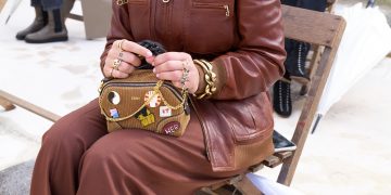 8 chiếc túi xách mới khởi đầu cho mùa xuân/hè 2021 - 10