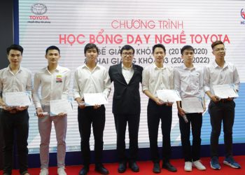 Lễ tốt nghiệp khóa 2 và khai giảng khóa 3 Chương trình “Học bổng dạy nghề Toyota” - 1