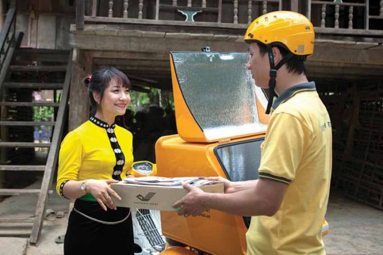 Vietnam Post giảm giá cước, rút ngắn thời gian giao hàng -1
