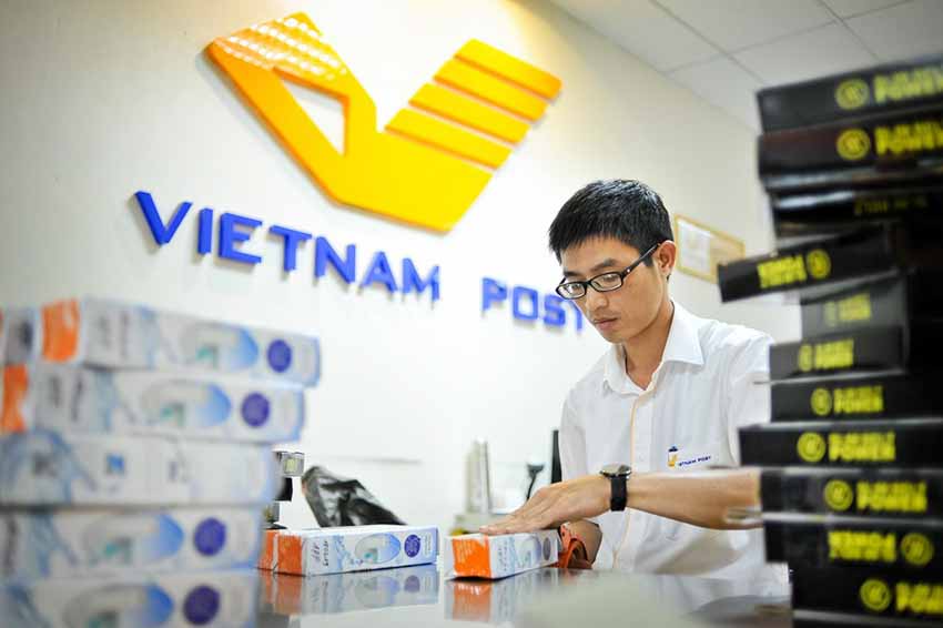 Vietnam Post giảm giá cước, rút ngắn thời gian giao hàng -3