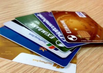 Ngân hàng sẽ dừng phát hành thẻ từ ATM từ ngày 31-3-2021