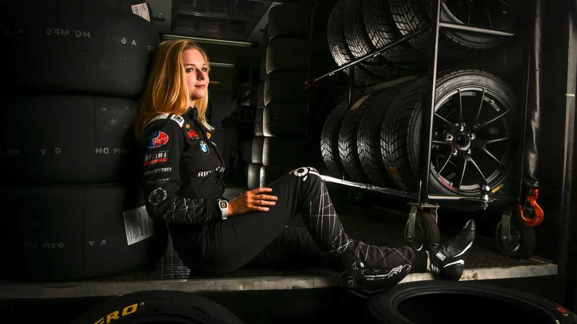 Aurora Straus – Cô gái vàng của bộ môn đua xe tốc độ gia nhập đại gia đình Richard Mille -4