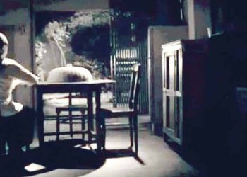 Người buồn ngóng phố...