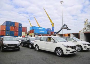 THACO hoàn thành mục tiêu xuất khẩu hơn 1.400 ô tô, linh kiện - 1