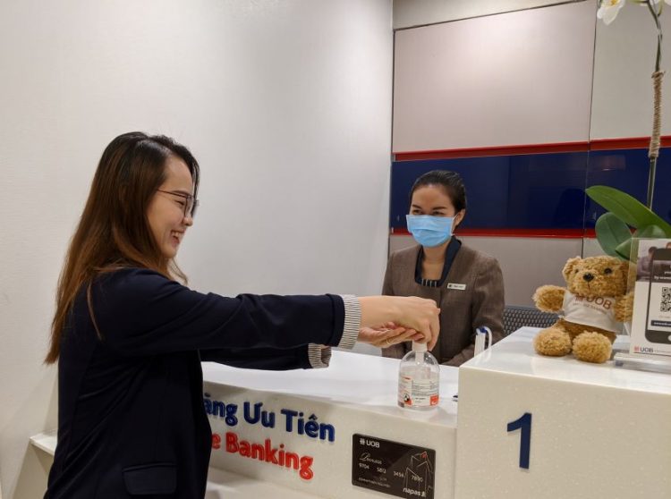 Người Việt Nam lạc quan nhất ASEAN bất chấp thách thức từ dịch COVID-19