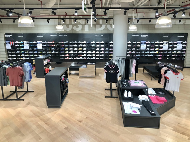 Nike Crescent Mall trở lại với diện mạo mới- 4