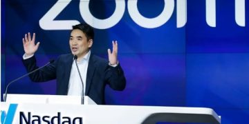 Ông Eric Yuan, người sáng lập và CEO của công ty khởi nghiệp Zoom Technologies đã xây dựng đế chế hội nghị truyền hình trị giá 35 tỉ USD trong 9 năm. Ảnh: Business Insider.