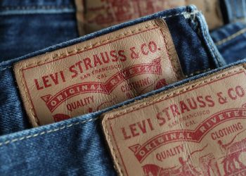 Dòng đời của Jean Levi - 01