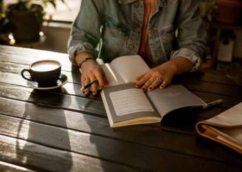 Khởi nghiệp của các nhà văn nổi tiếng - 9