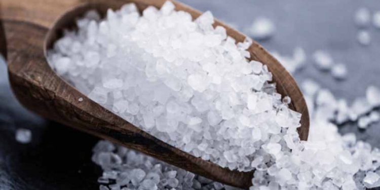 7 lợi ích làm đẹp tuyệt vời của muối biển - 1