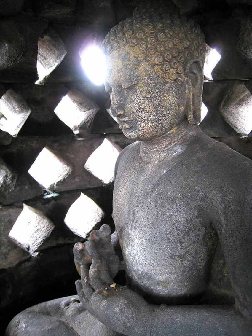 Đến thăm đền thờ núi kỳ vĩ Borobudur - 10