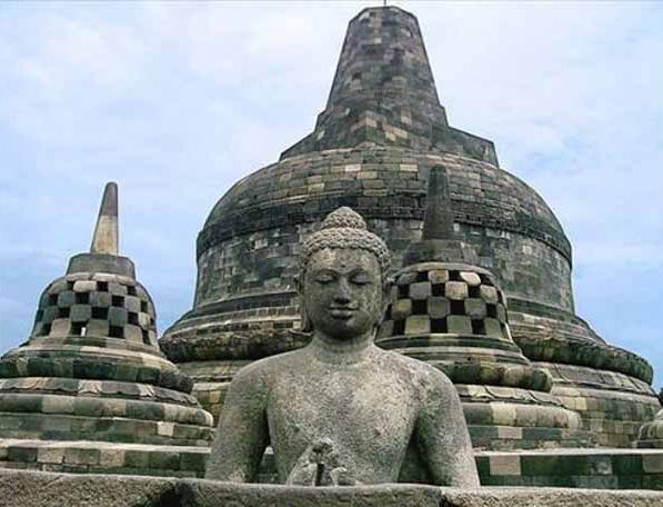 Đến thăm đền thờ núi kỳ vĩ Borobudur - 11