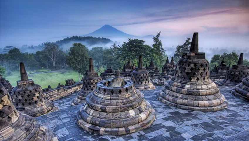 Đến thăm đền thờ núi kỳ vĩ Borobudur - 15