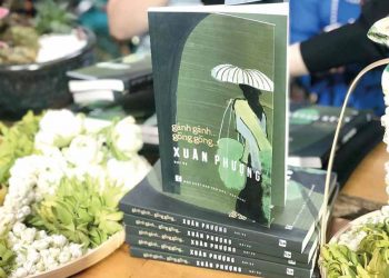 Đàn bà Việt Nam - hai vai hai gánh - 1