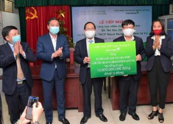 Vietcombank tặng 10 tỉ đồng quà Tết cho 20.000 nạn nhân chất độc da cam/dioxin tại Hà Nội