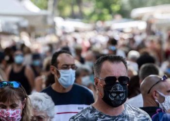 Một, hai, ba năm... Đại dịch Covid-19 sẽ còn hoành hành trong bao lâu? -