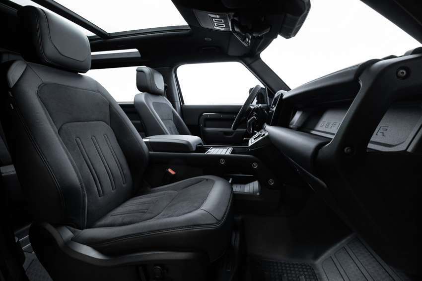 Land Rover ra mắt Defender V8 mới cùng các phiên bản đặc biệt - 17