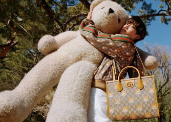 Hé lộ bộ sưu tập KAI X GUCCI: Ngập tràn sự dễ thương với họa tiết chú gấu - 1