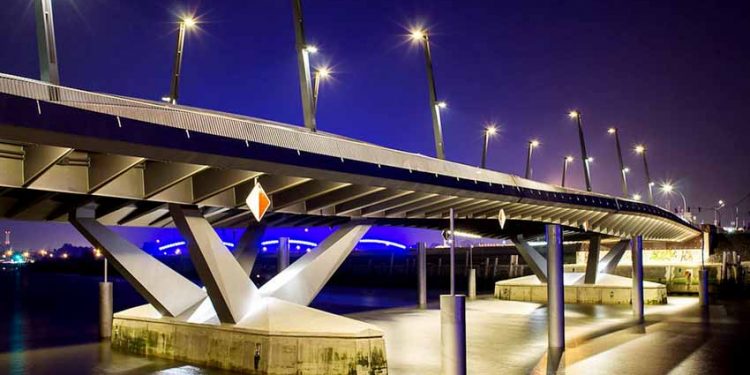 Hamburg, thành phố cầu xinh đẹp - 3