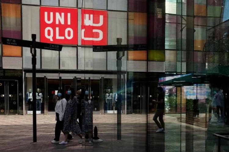 Điều gì giúp Uniqlo vượt 'bão' COVID-19? - 2