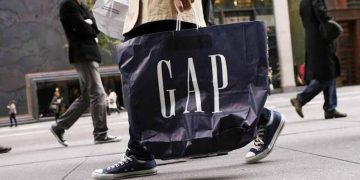 GAP - Biểu tượng thời trang một thời của nước Mỹ - 1