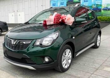 VinFast Fadil với màu sơn xanh lá lấy từ bảng màu của xe President