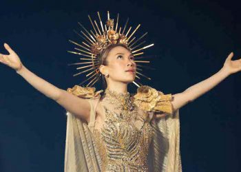 Mỹ Tâm tái hiện những tạo hình gắn liền với 20 năm sự nghiệp trong MV Hào Quang