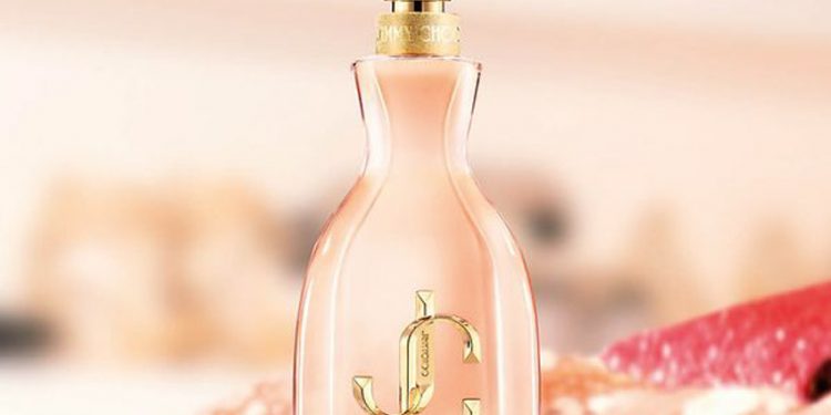 I Want Choo, chai nước hoa mở màn năm 2021 của nhà Jimmy Choo
