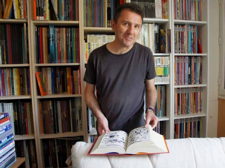 Bộ sưu tập khổng lồ truyện tranh và từ điển - 1