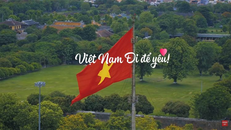 Khởi động mùa du lịch hè, trải nghiệm thiên đường biển đảo với Clip “Việt Nam: Đi Để Yêu! – Bao la biển gọi”.