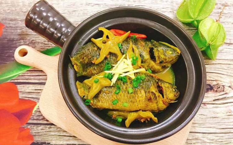 Nhớ món cá rô đồng kho khế
