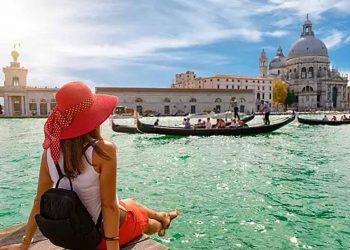 Những dị đoan kỳ quặc nhiều người vẫn làm - 7