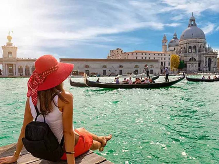 Những dị đoan kỳ quặc nhiều người vẫn làm - 7