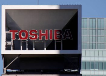 Biểu tượng Toshiba tại trụ sở ở Tokyo.
