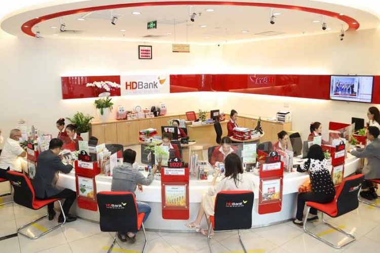Quý 1 HDBank lãi trên 2.100 tỉ đồng, tăng 68%, thu dịch vụ tăng cao