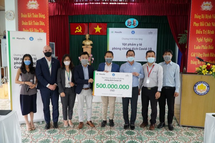 Manulife Việt Nam nhận giải thưởng vì những đóng góp trong việc cải thiện sức khỏe cộng đồng