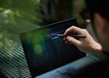 ASUS hợp tác cùng “Hoàng tử Indie” Vũ với ZenBook Duo 14 UX482