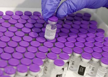 LHQ kêu gọi chia sẻ bản quyền sản xuất vaccine ngừa COVID-19